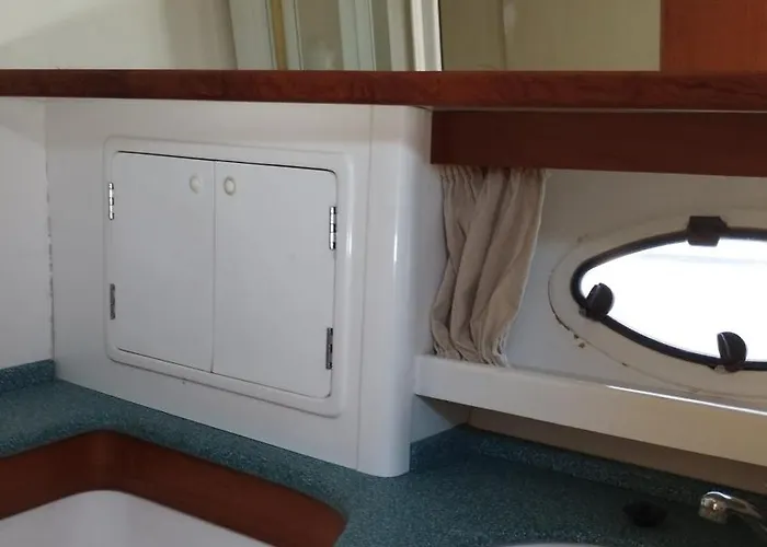 En El Mar * 卡列罗港